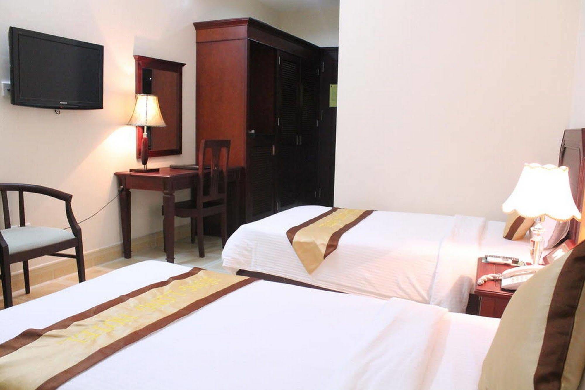 Hung Long Harbour Hotel Cat Ba Dong Khe Sau Eksteriør bilde